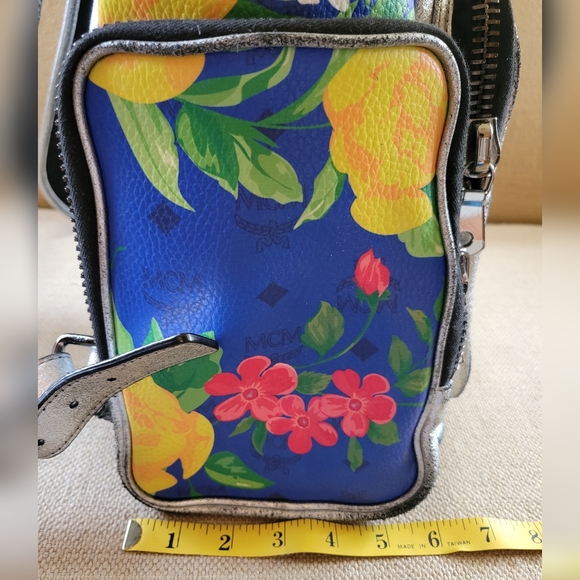 SOLD MCM Paradiso Floral Studded Medium Backpack - Picture 4 of 14